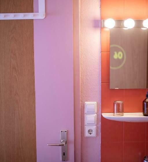 스탠다드 싱글 룸, Das Schöne Leben Pop Up