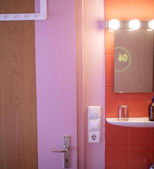 스탠다드 룸, Das Schöne Leben Pop Up