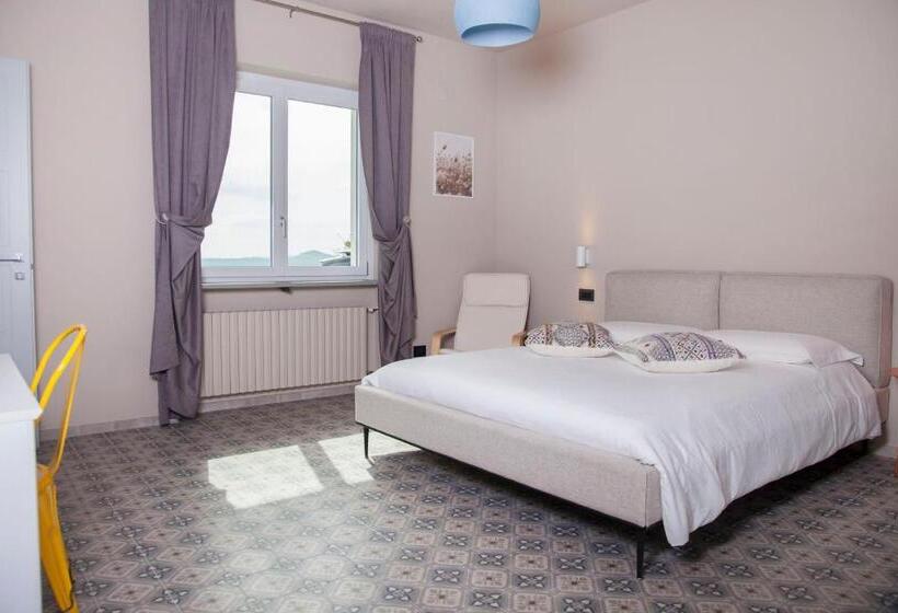 בית, 3 חדרי שינה, Moncrivel Rooms & Relax