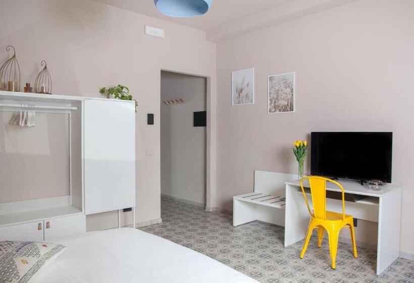 בית, 3 חדרי שינה, Moncrivel Rooms & Relax