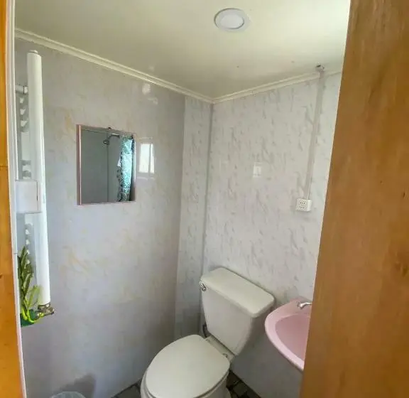 اتاق استاندارد, World S End Hostal