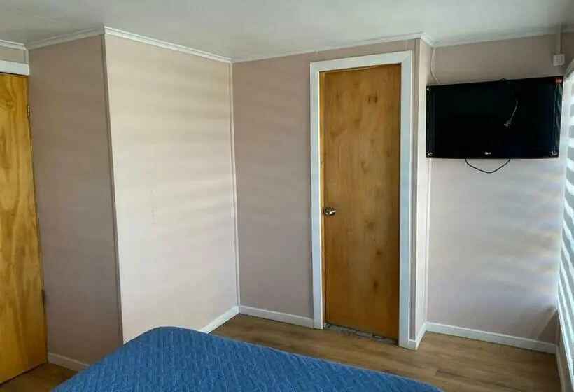 اتاق استاندارد, World S End Hostal