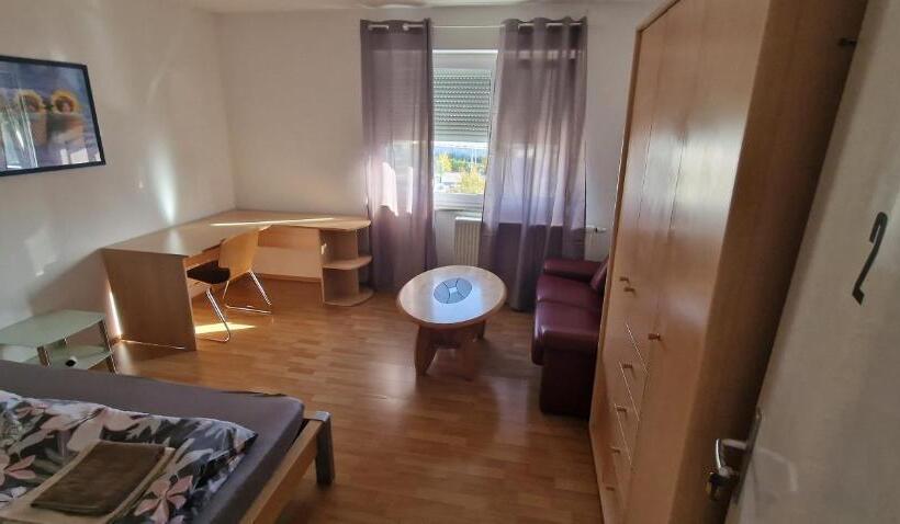 스탠다드 룸 공동 욕실, Rooms & Apartments Schwäbisch Gmünd