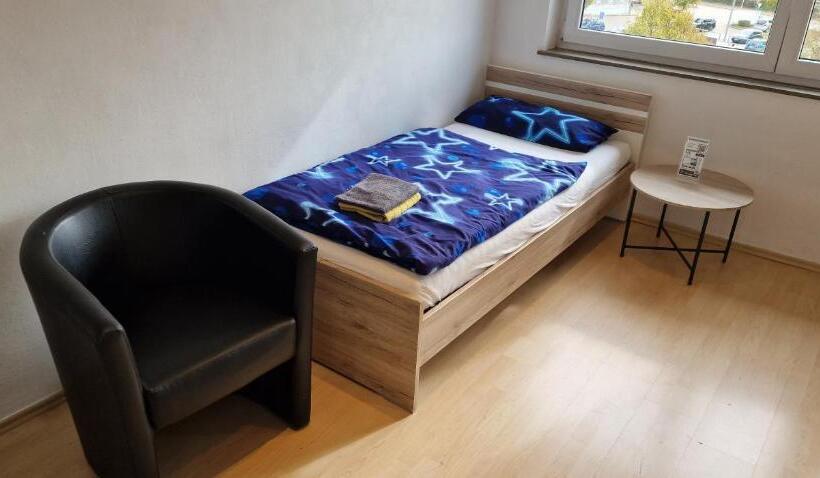 스탠다드 싱글 룸 공동욕실, Rooms & Apartments Schwäbisch Gmünd