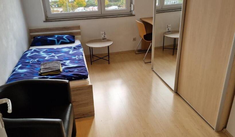 Номер Стандарт Индивидуальный Совместная Ванная, Rooms & Apartments Schwäbisch Gmünd