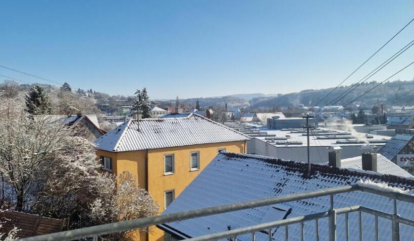 Апартаменты 3 Спальни, Rooms & Apartments Schwäbisch Gmünd