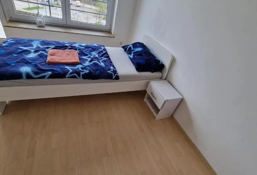 バルコニー付きスタンダードルーム, Rooms & Apartments Schwäbisch Gmünd