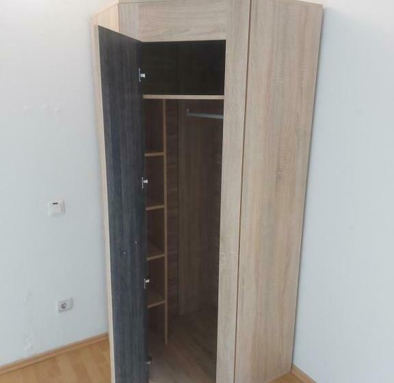 스탠다드 싱글 룸 공동욕실, Rooms & Apartments Schwäbisch Gmünd