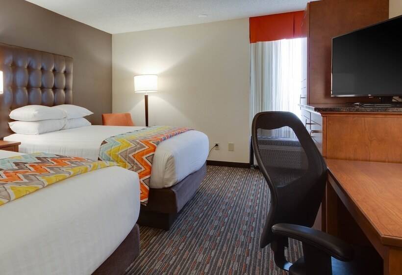 Номер Deluxe, Drury Inn & Suites Columbia Stadium Boulevard