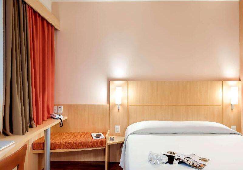 شقة غرفة واحدة, Ibis Curitiba Shopping