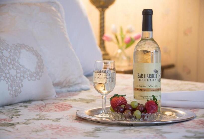 バスタブ付きスタンダードルーム, Mira Monte Inn & Suites