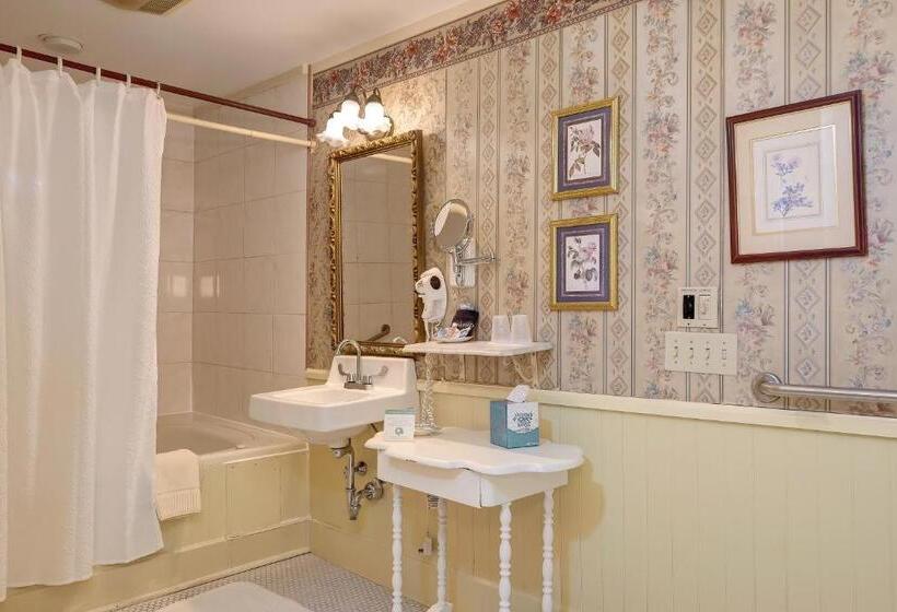 キングサイズベッドのスタンダードルーム, Mira Monte Inn & Suites