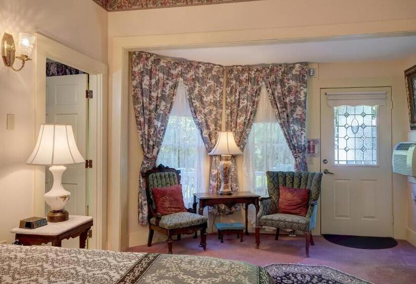 キングサイズベッドのスタンダードルーム, Mira Monte Inn & Suites