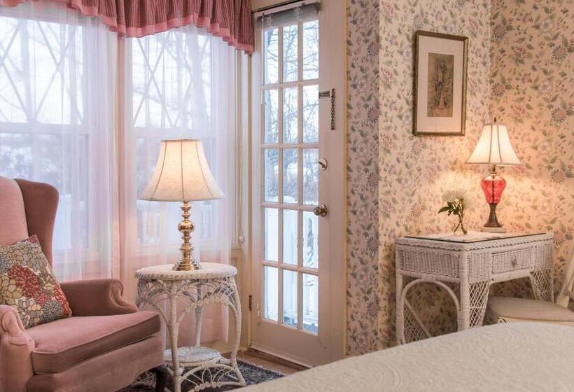 デラックスルーム, Mira Monte Inn & Suites