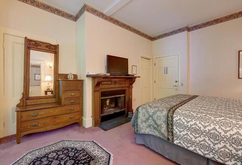 キングサイズベッドのスタンダードルーム, Mira Monte Inn & Suites