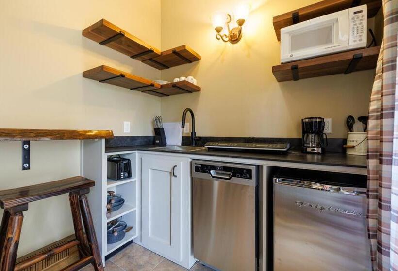 キングサイズベッドのスタンダードルーム, Mira Monte Inn & Suites