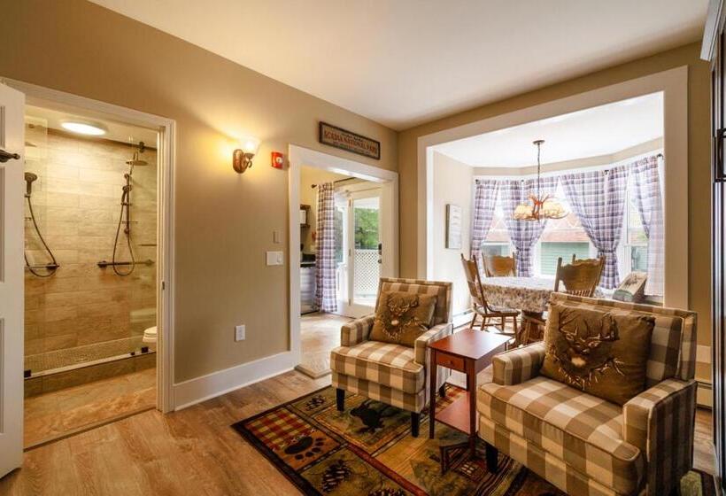 キングサイズベッドのスタンダードルーム, Mira Monte Inn & Suites