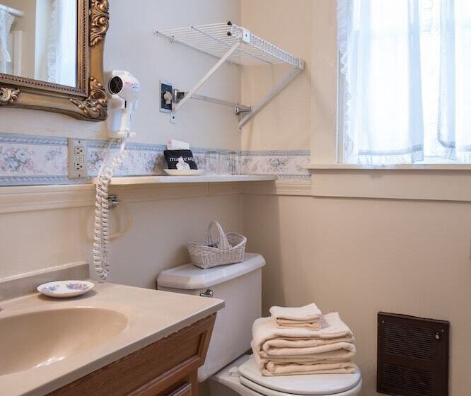 デラックスルーム, Mira Monte Inn & Suites