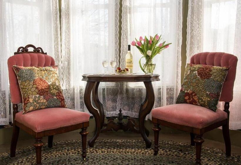 キングサイズベッドのスタンダードルーム, Mira Monte Inn & Suites