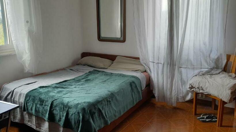 اتاق استاندارد با چشمانداز کوهستان, Monstera Room Vicino Al Centro
