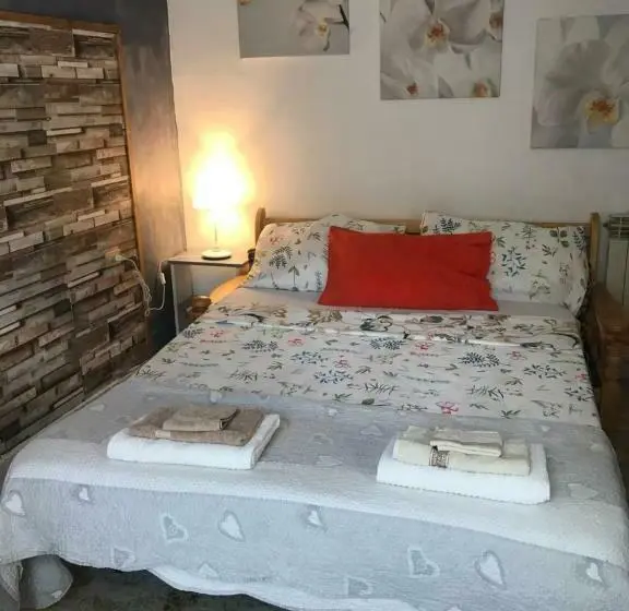 Habitació Familiar Vista Muntanya, B&b Le Grette