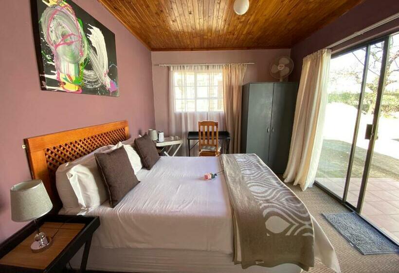 スタンダードルーム, Foothills B&b