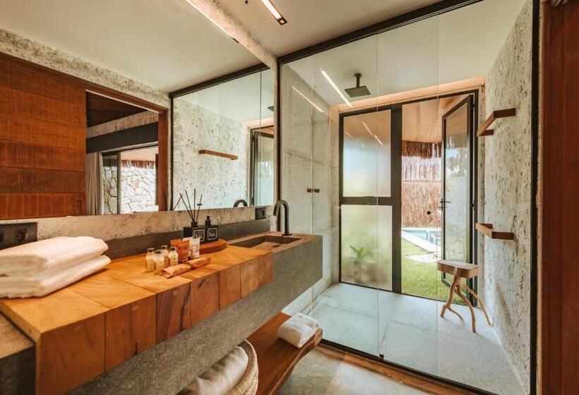 标准平房, Tuju Boutique