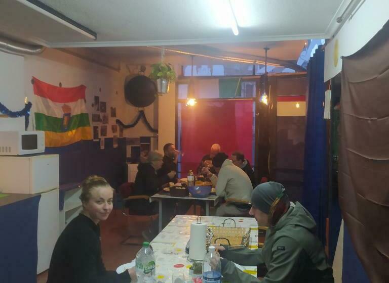 ルームシェアのワンベッド, El Peregrino Najerino