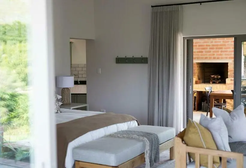 キングサイズベッドのスタンダードルーム, Latjeskloof Accommodation