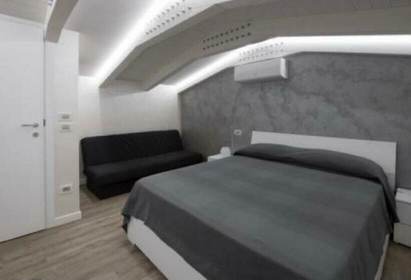 غرفة قياسية ثلاثية, B&b Da Gabry