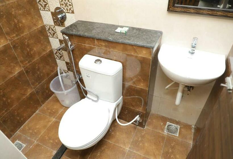 اتاق استاندارد, Kans One Madipakkam