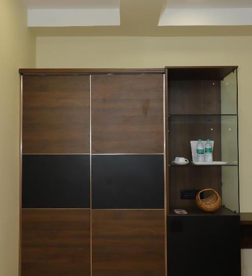 اتاق استاندارد با تخت بزرگ, Kans One Madipakkam