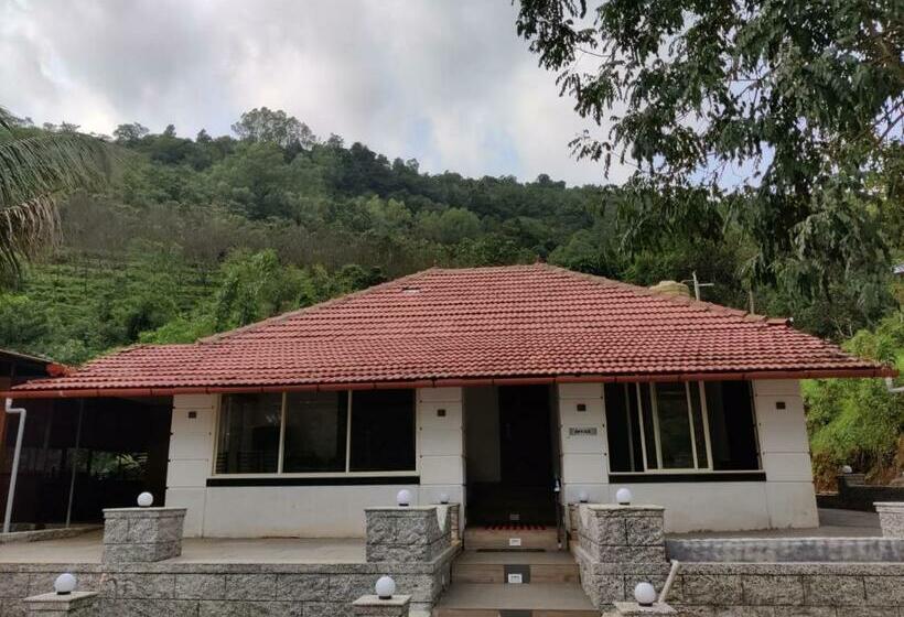 패밀리 룸 산 전망, Forest And River Edge Resort