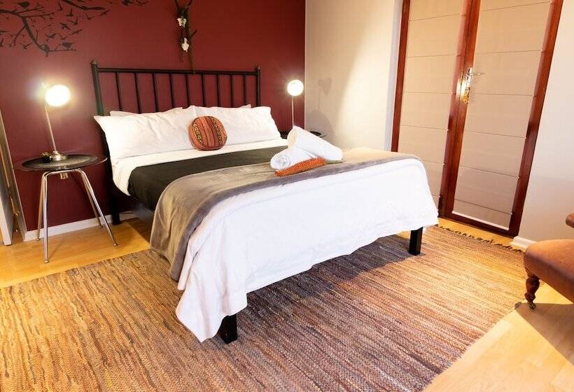 Номер Deluxe, Earthbound Guest House