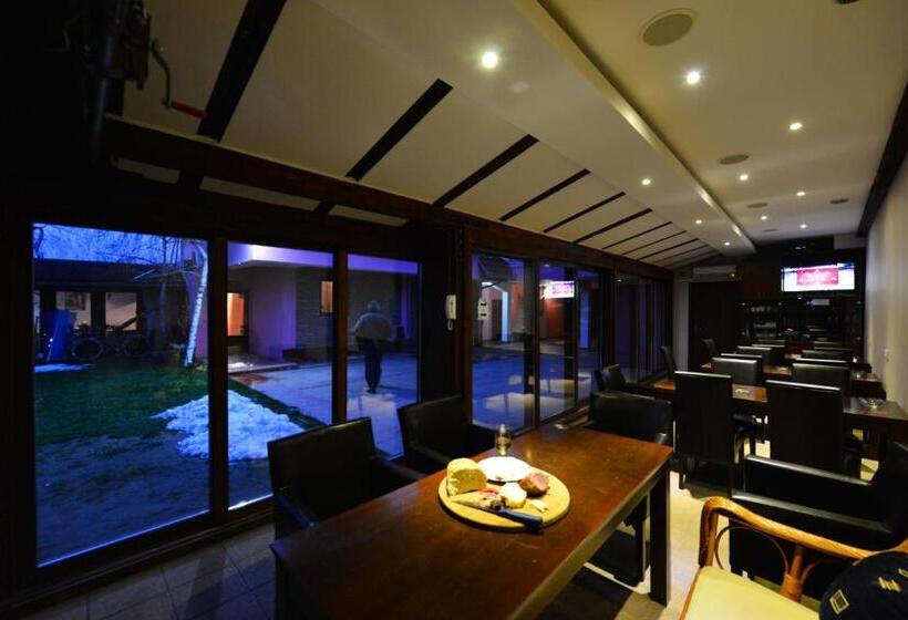 آپارتمان 1 خوابه, Apartments & Accommodation Stojic