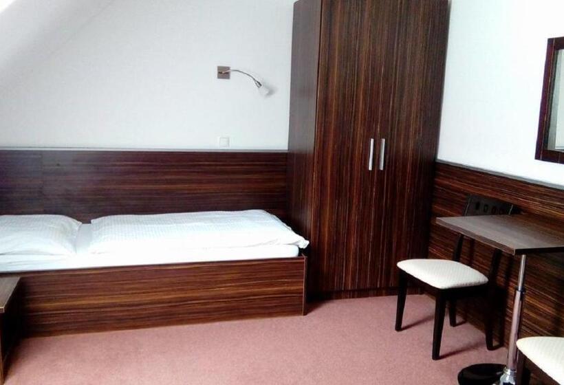 Single Deluxe Room, Barbakan