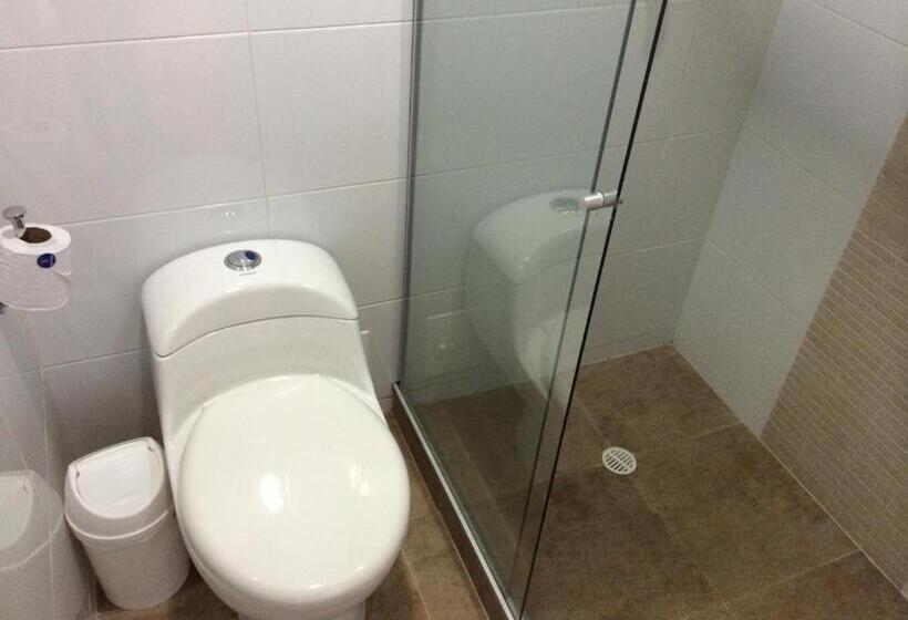 스탠다드 트리플 룸, Benidorm