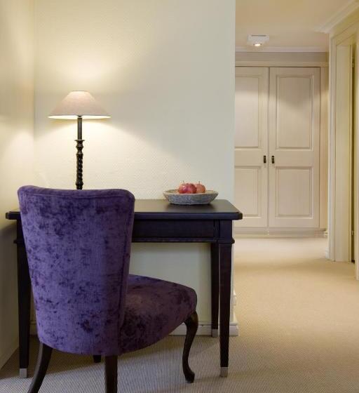 Полулюкс, Berghof