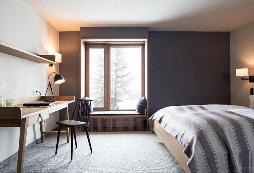 Студия Deluxe, Berghof