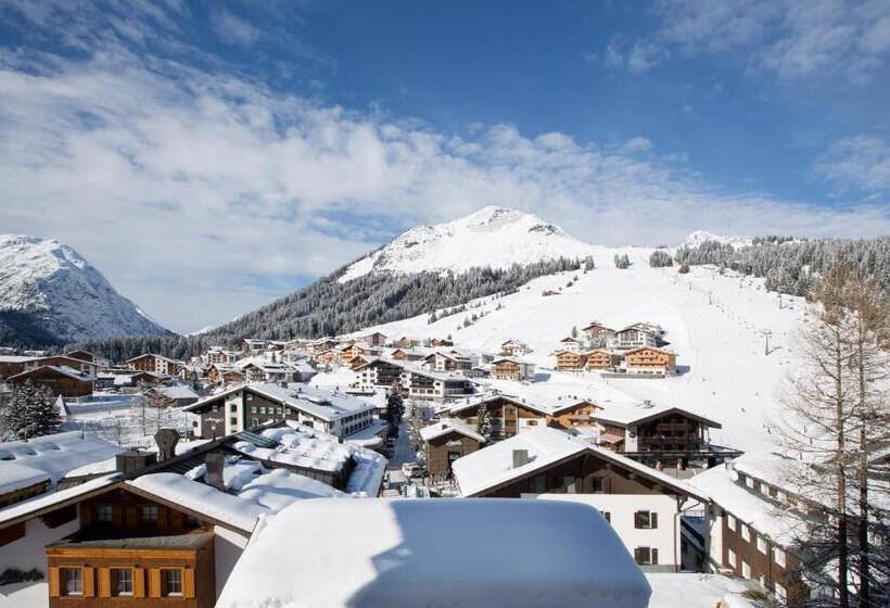 Студио Стандарт с Балконом, Berghof