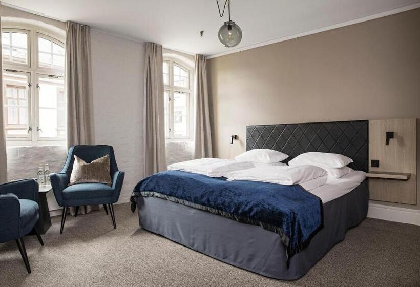 スタンダードルーム, Brosundet