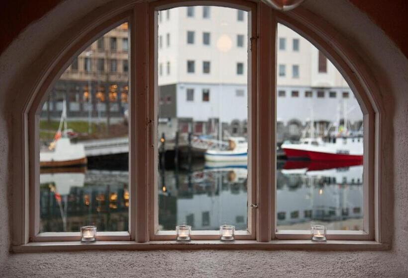 ジュニアスイート, Brosundet