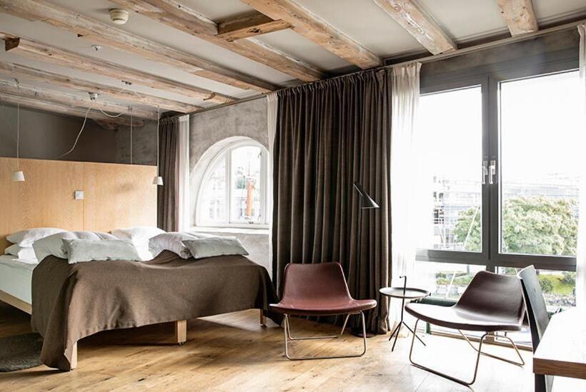 ジュニアスイート, Brosundet