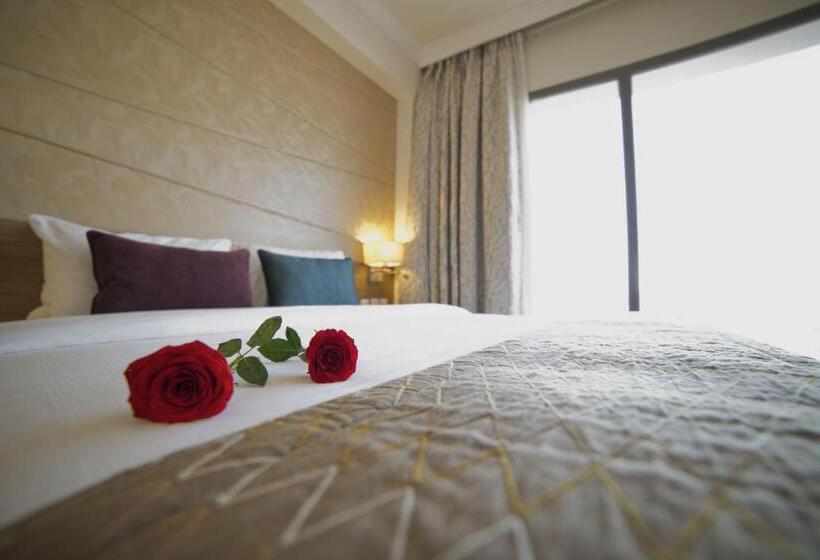 اتاق کلاس بیزنس, Golden Tulip Dammam Corniche