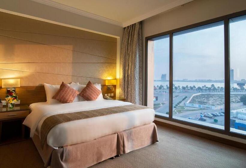 سوییت جونیور با چشمانداز دریا, Golden Tulip Dammam Corniche
