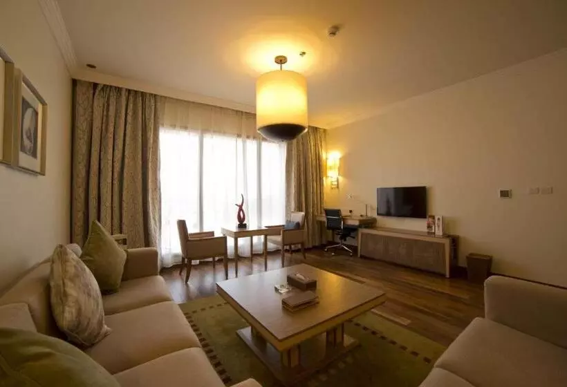 ２ベッドルームアパートメント, Golden Tulip Dammam Corniche