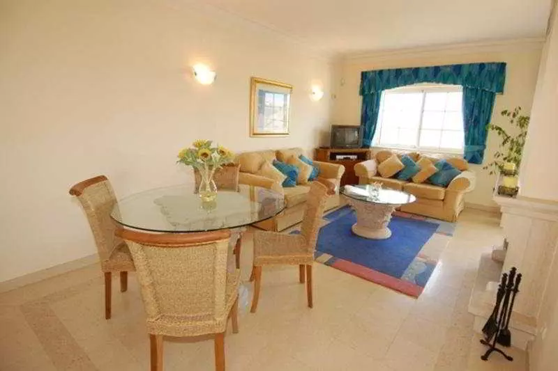 2 Bedrooms Suite Sea View, Golden Tulip Dammam Corniche