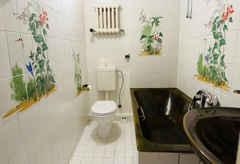 اتاق استاندارد, Nest