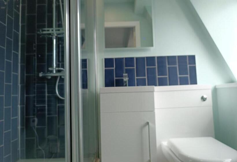 Номер Стандарт Вид на Сад, The Outlook Scarborough