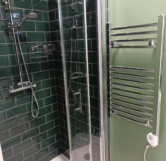 Номер Basic, The Outlook Scarborough